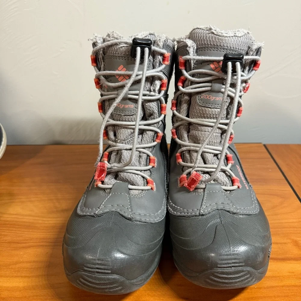 Columbia‎ Bugaboot III Gray Pink Insulated Waterproof Snow Boot BY1333-060 Sz 4